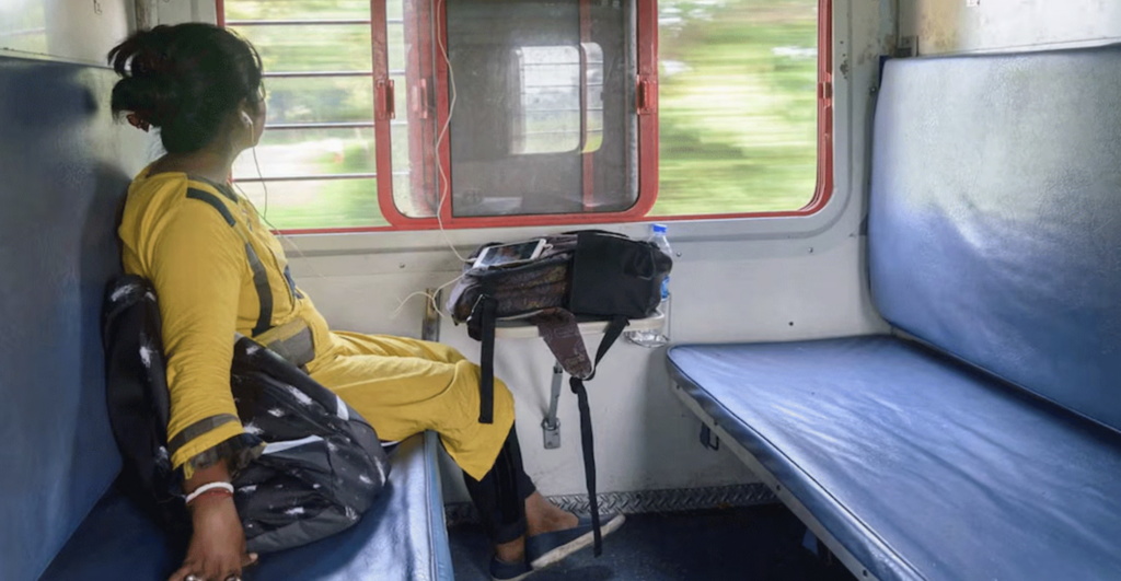 Aadhaar Compulsory For Online Train Tickets Booked In 1st 15 Mins